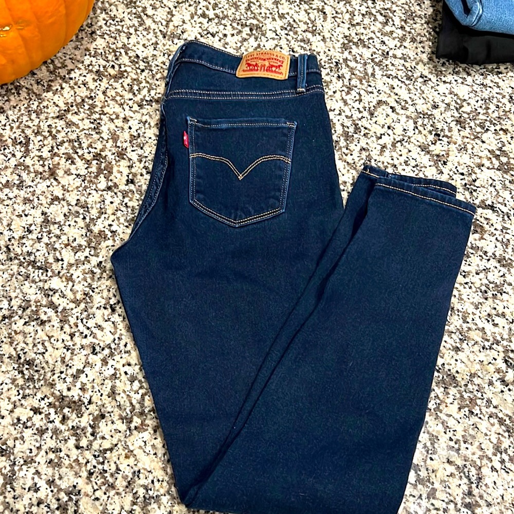 Levi’s skinny jeans